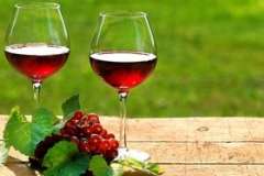 Вкусные рецепты: Салат "Гостиный двор", Слоённый салат "Экзотика"., Салат из куриных сердечек