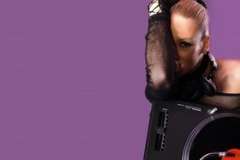 Появилась крутящаяся подставка для ноутбуков