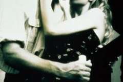 Эмоциональная дистанция. Почему мы отвергаем?