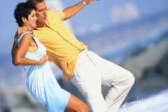 Как избавиться от сутулости? Любите жизнь!